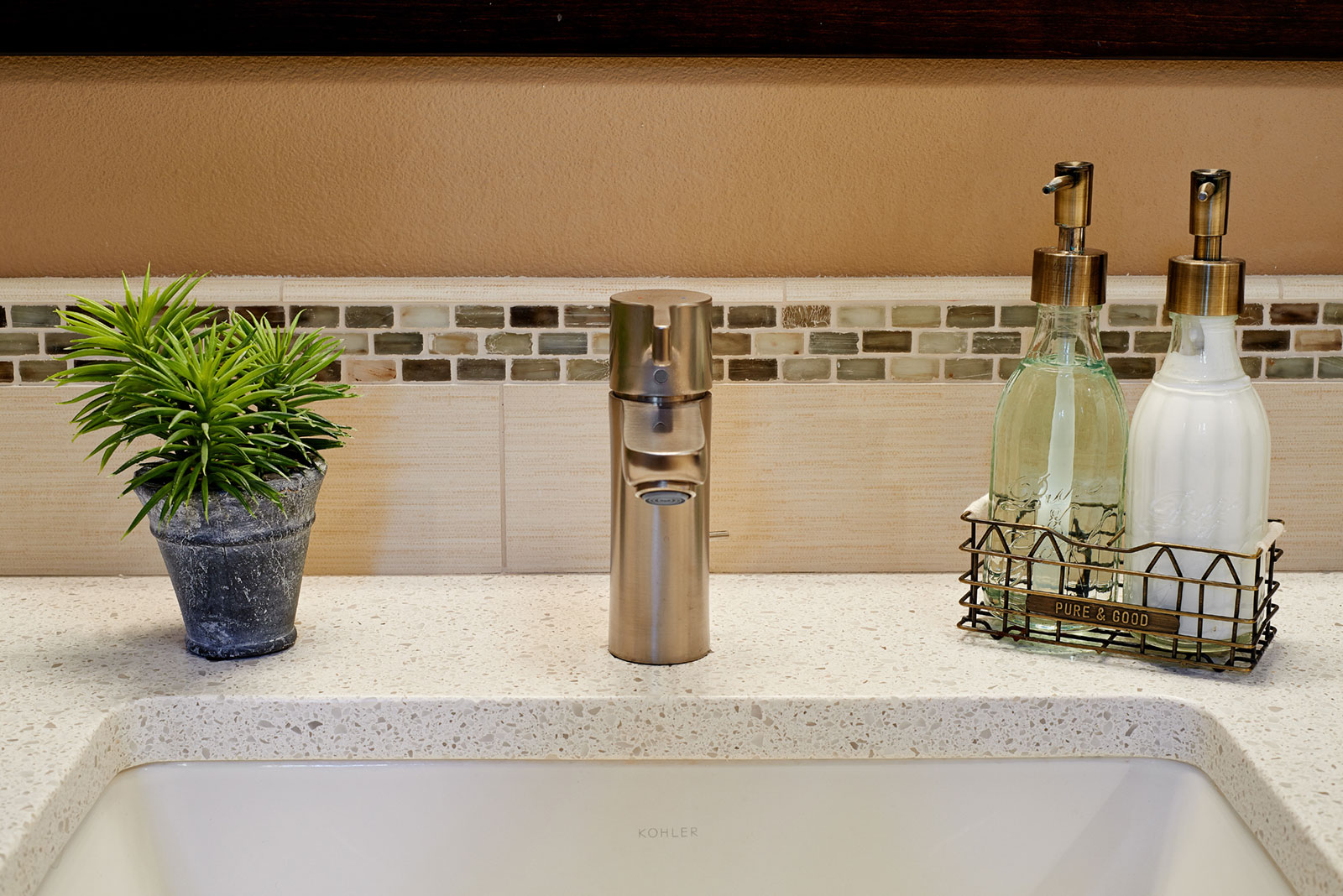 bathroom remodel - Henderer Design + Build, Corvallis OR