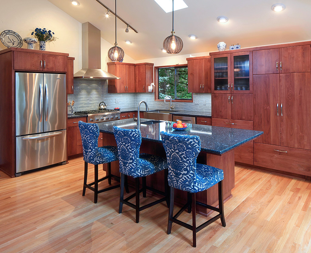 Kitchen Cabinet Organization - Henderer Design + Build