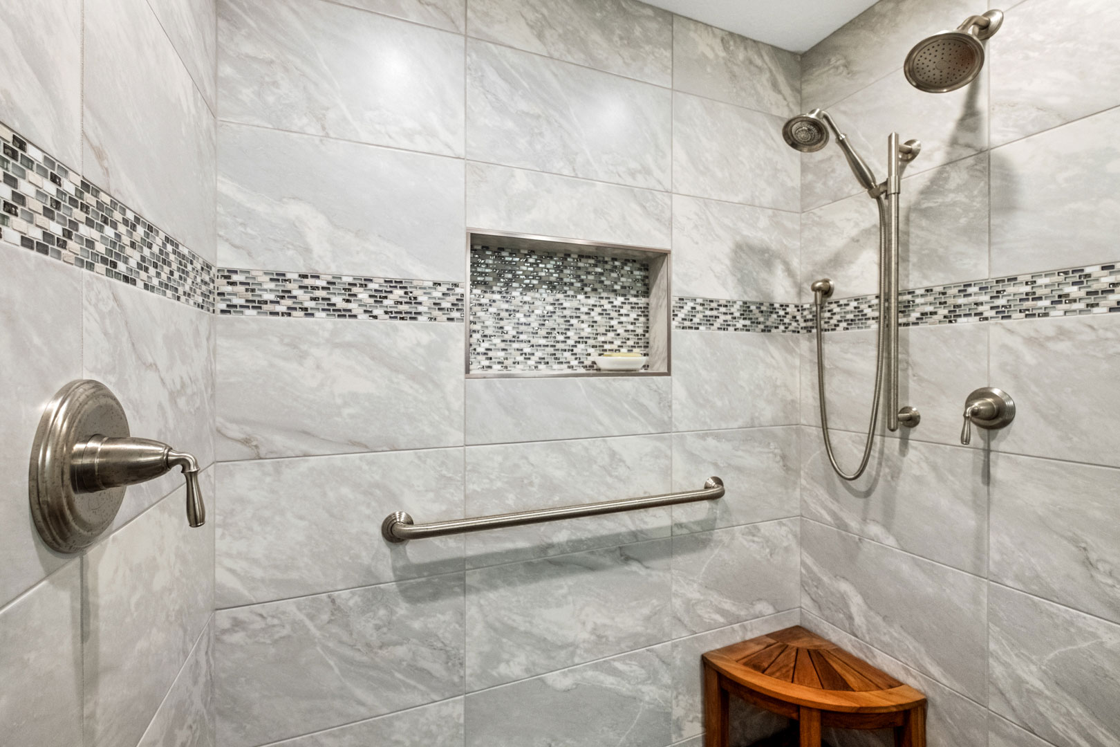 bathroom remodel and design - Henderer Design + Build, Corvallis OR