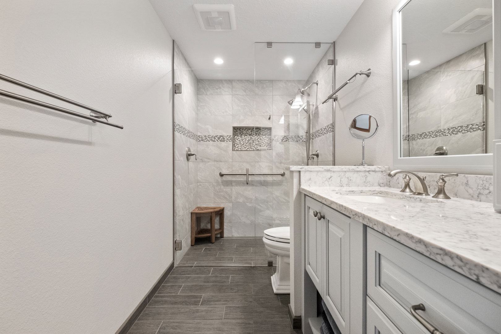 bathroom remodel and design - Henderer Design + Build, Corvallis OR