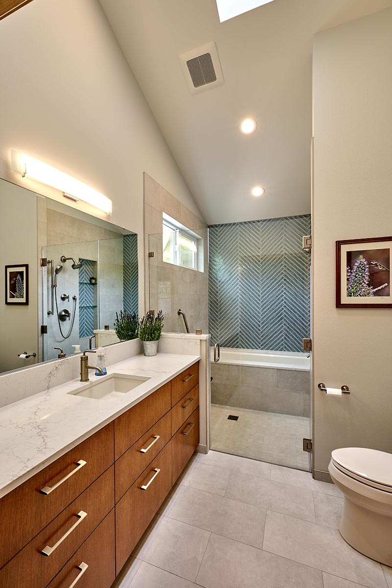 Modern bathroom remodel with large spa shower, Corvallis Oregon